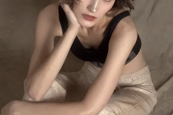 Fashion Photographers in 7 Bungalows Portfolio 101 uai